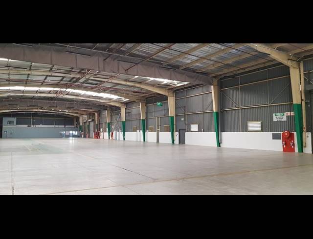 INDUSTRIAL PROPERTY TO RENT IN HALFWAY HOUSE